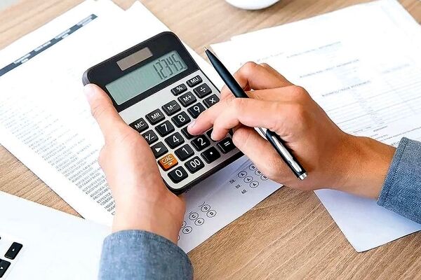 تبعیض مالیاتی؛ معافیت نجومی برای سلبریتی ها