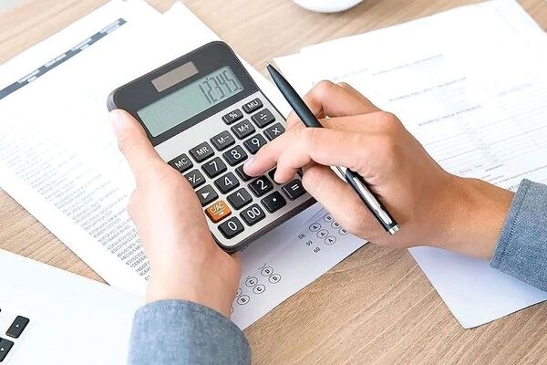 تبعیض مالیاتی؛ معافیت نجومی برای سلبریتی ها
