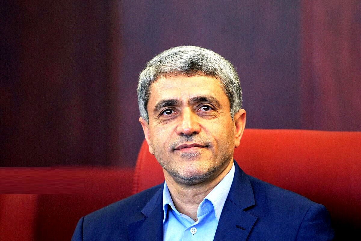 پشت پرده جدایی اقتصاددان محبوب از پزشکیان؛ راز جدایی طیب نیا از دولت