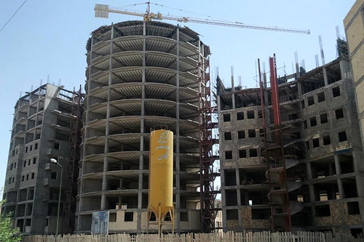 یک پیش‌بینی تکان‌دهنده از آینده مسکن/ احمدی‌نژاد چه بلایی بر سر صنعت ساخت‌وساز در ایران آورد؟
