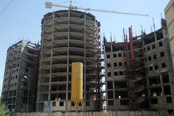 یک پیش‌بینی تکان‌دهنده از آینده مسکن/ احمدی‌نژاد چه بلایی بر سر صنعت ساخت‌وساز در ایران آورد؟
