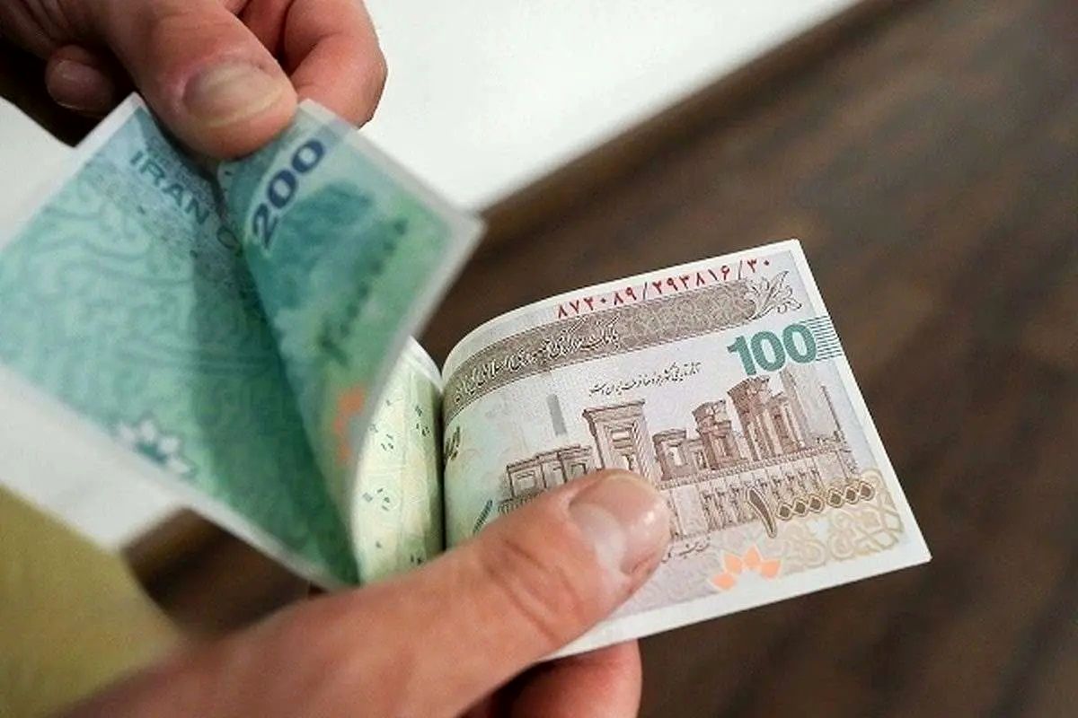 جایگزین اسکناس کاغذی از راه رسید