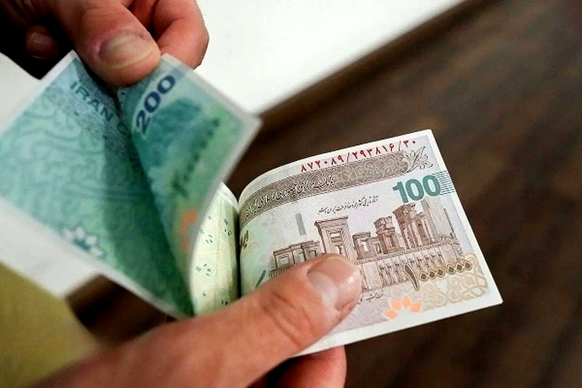 جایگزین اسکناس کاغذی از راه رسید