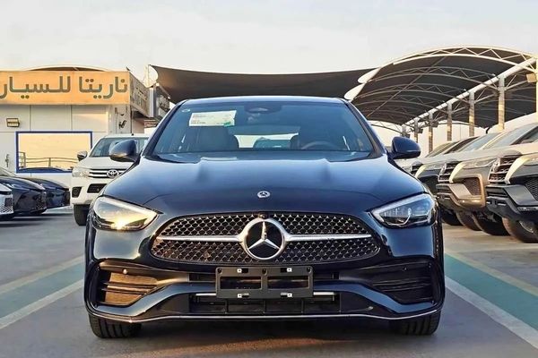 تنوع شگفت انگیز کامیون های مرسدس بنز/ تصاویر