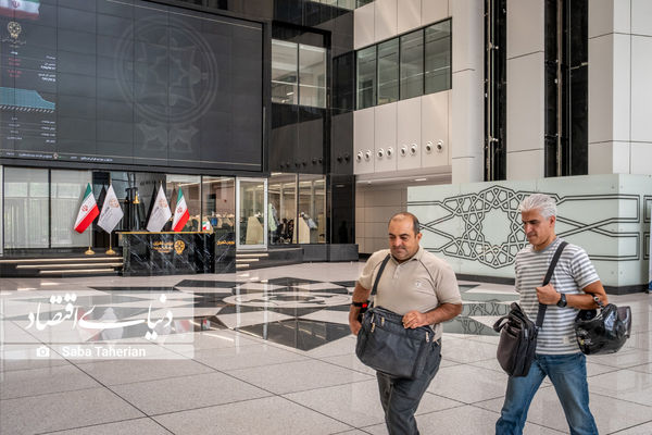 بورس متعادل شد