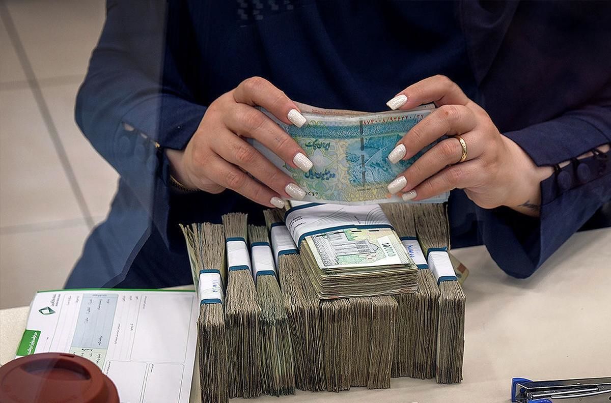 عیدی کارمندان و بازنشستگان امروز واریز می‌شود؟
