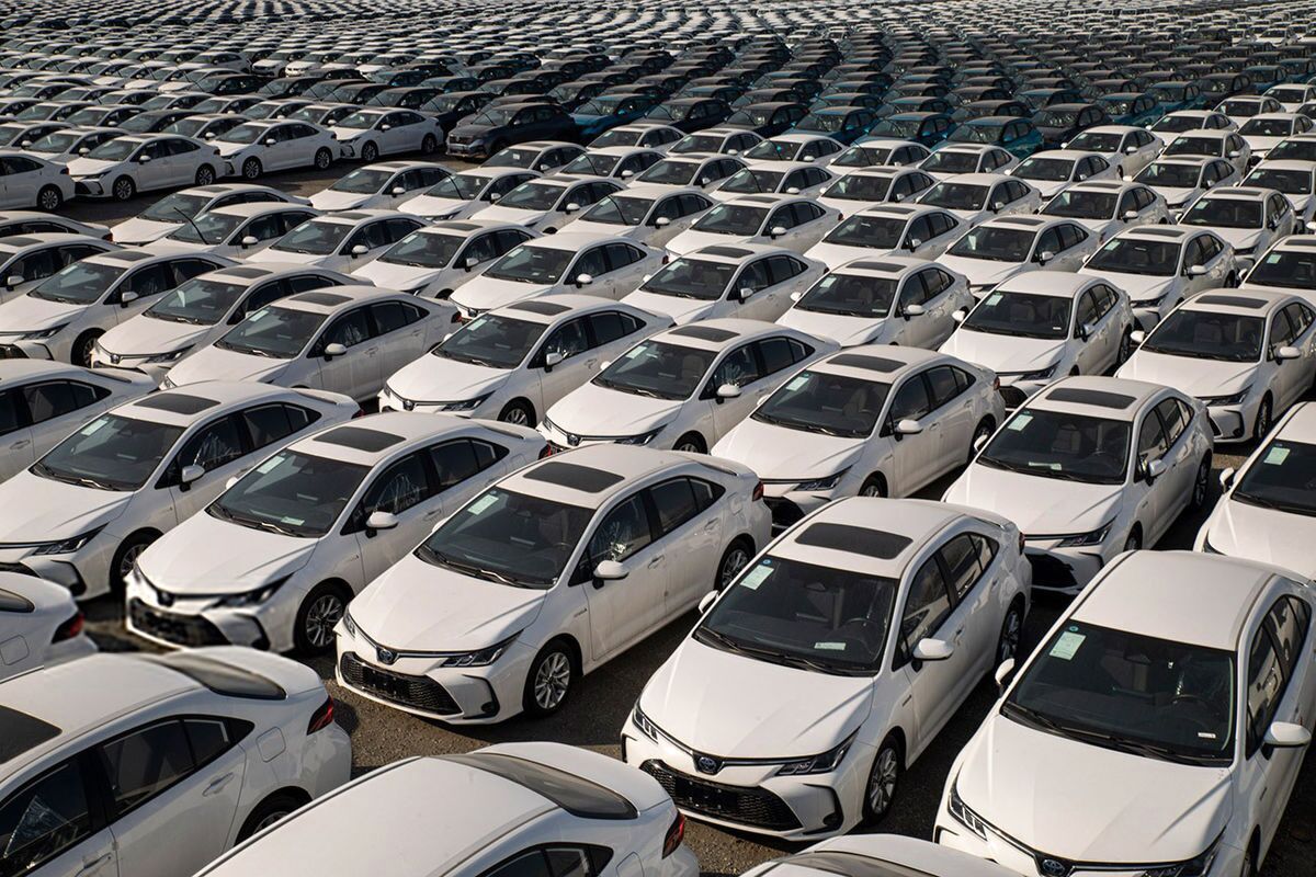 واردات خودرو در انحصار ۲۰ شرکت؛ ورود مجلس برای لغو انحصار
