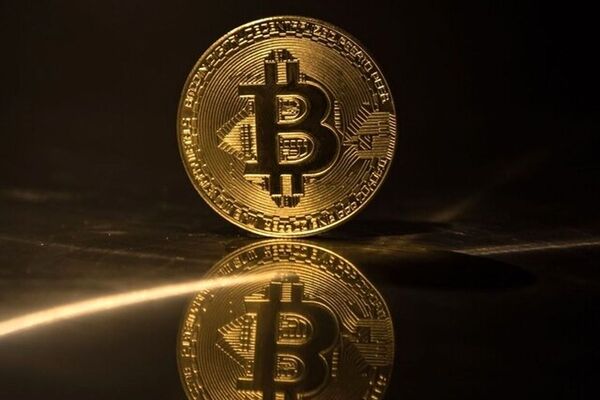 
افزایش هنگفت ارزش بیت کوین در پیش است؟