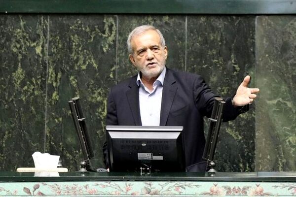 پزشکیان: جنگ فعلی اقتصادی بدتر از جنگ با عراق است/ عراق و ترکیه هم بدهی شان را پس نمی‌دهند/ ویدئو