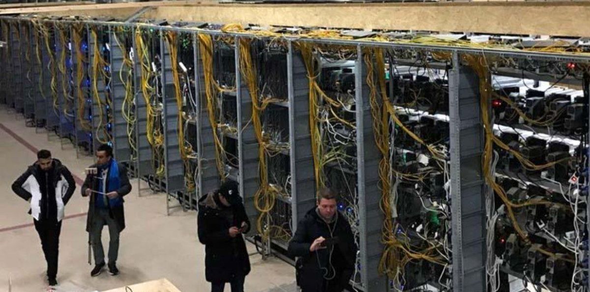 فعالیت غیر مجاز ماینرها؛ استخراج رمز ارزها کار دست ناترازی برق داد!
