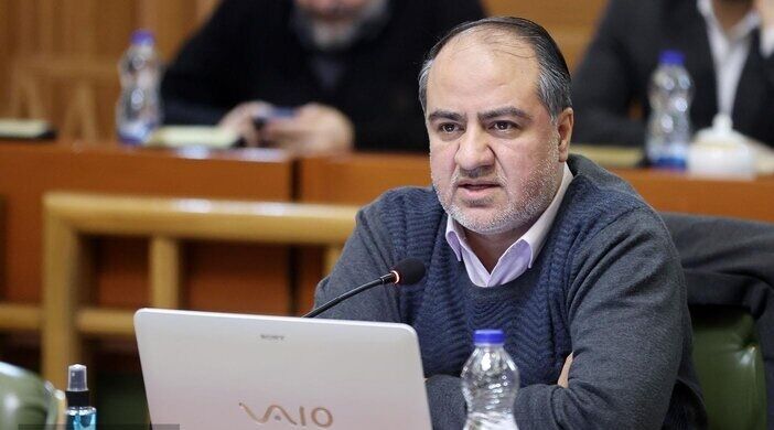 پیشنهاد شهرداری تهران برای تمدید استفاده رایگان از مترو و بی. آر. تی تصویب شد