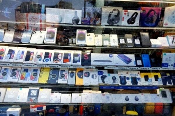 قیمت روز گوشی؛ کف قیمت بازار به ۷.۵ میلیون رسید
