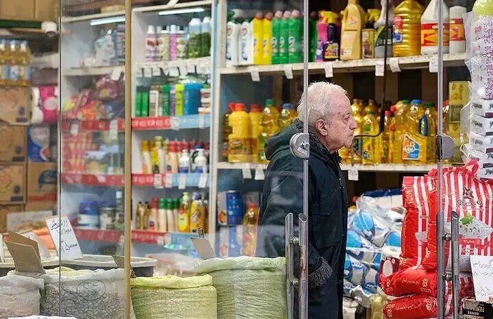 خوراکی‌ها رکورد زدند/ قیمت کالاهای اساسی چگونه چند برابر شد؟