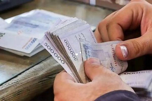 افزایش حقوق کارمندان و بازنشستگان همچنان کمتر از رشد تورم