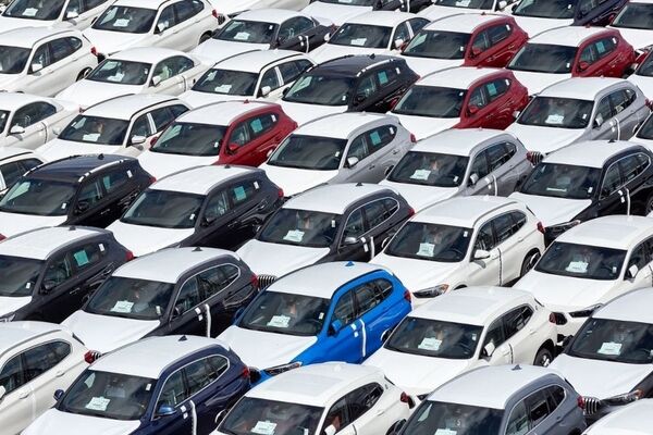 ثبت نام خودروهای وارداتی جدید آغاز شد
