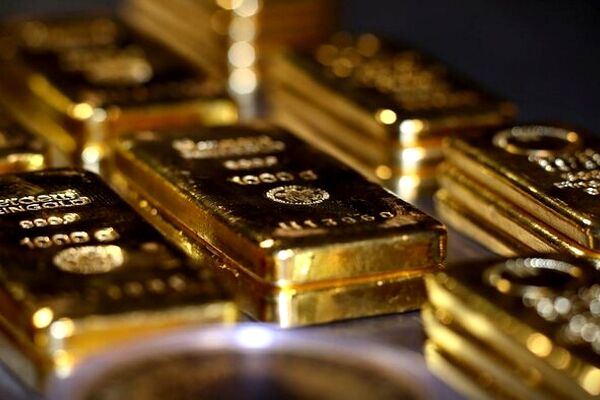 بازار جهانی طلا از افزایش قیمت نفت به وحشت افتاد