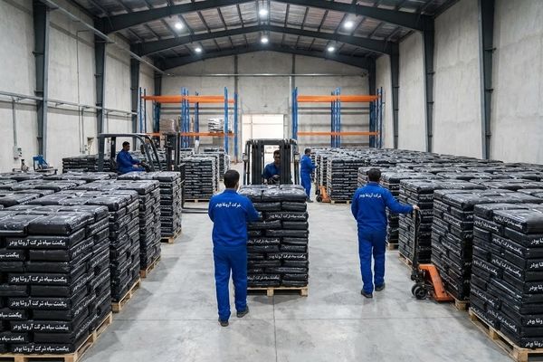 تولیدکننده پیگمنت مشکی در برابر دلالان؛ چرا حذف واسطه‌ها شرط بقای کارخانه شماست؟