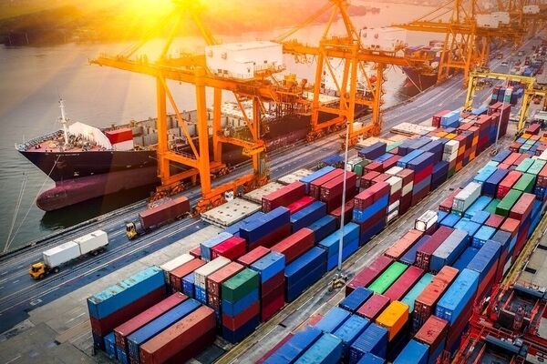 پوست مرکبات یا پوست خربزه؛ صادرات عجیب ایران به روسیه!