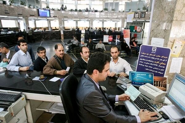 سهم کارمندان بانک از متقاضیان وام فرزندآوری سبقت گرفت!

