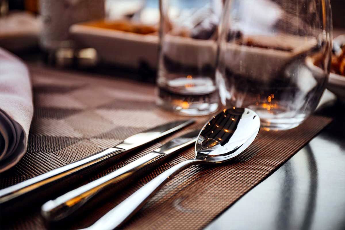 معتبرترین برندهای سرویس قاشق چنگال