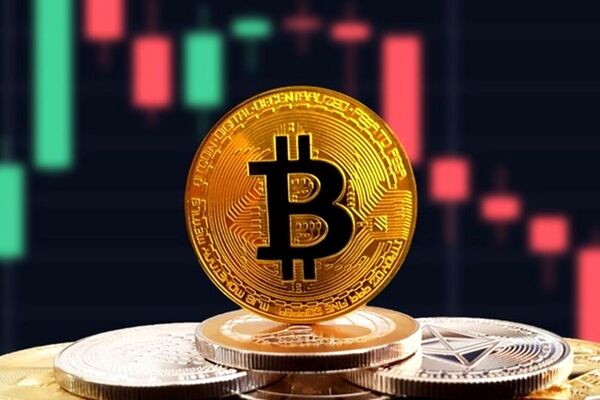 تغییرات نقدینگی جهانی می‌تواند به تثبیت کوتاه‌مدت قیمت بیت‌کوین منجر شود
