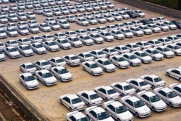 قیمت روز خودرو؛ بازار خودرو به رکود بازگشت؟
