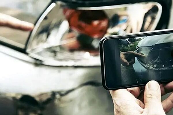 بررسی تفاوت‌های خدمات خسارت سیار در شرکت‌های مختلف بیمه