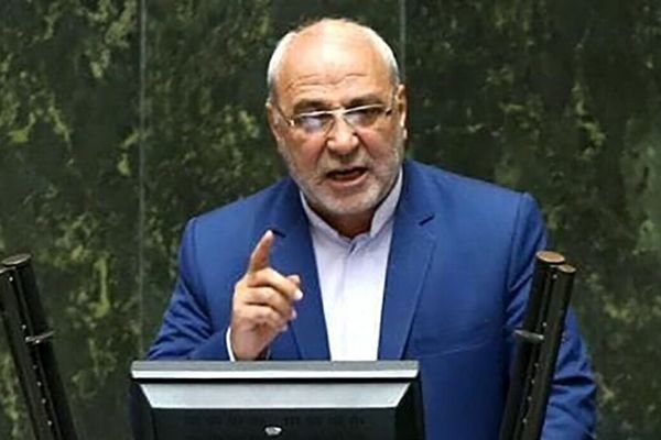 حاجی دلیگانی: قدرت خرید هر فرد به میزان ۵ میلیون و ۲۵۰ هزار تومان در ماه کاهش یافته است/  یک میلیون کالابرگ جوابگوی تغییرات ارزی نیست