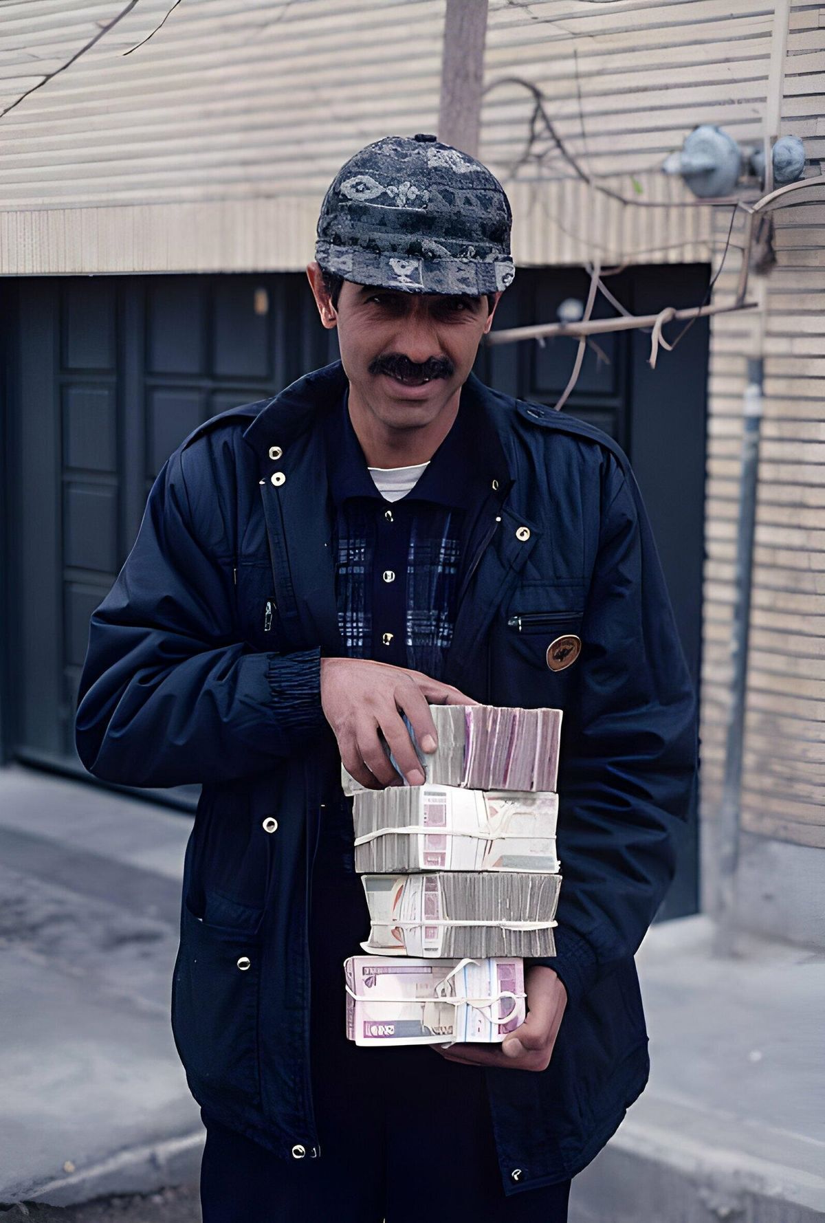 وقتی ۲۰۰ تومانی ارزشمند بود