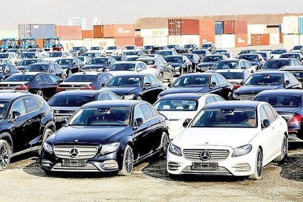 نرخ بسیار پایین خودروهای مزایده‌ای در امارات و مقایسه با داخل ایران/ ویدئو
