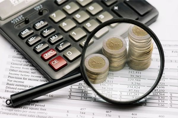 کارگران اخراجی‌ هم عیدی می‌گیرند
