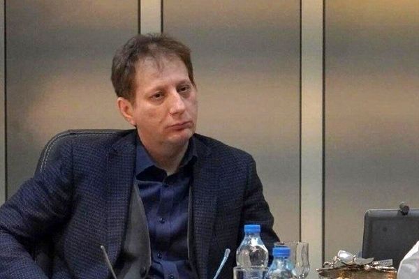 انتقاد بابک زنجانی از سیاستهای اقتصادی یکشبه و عملکرد بانک مرکزی