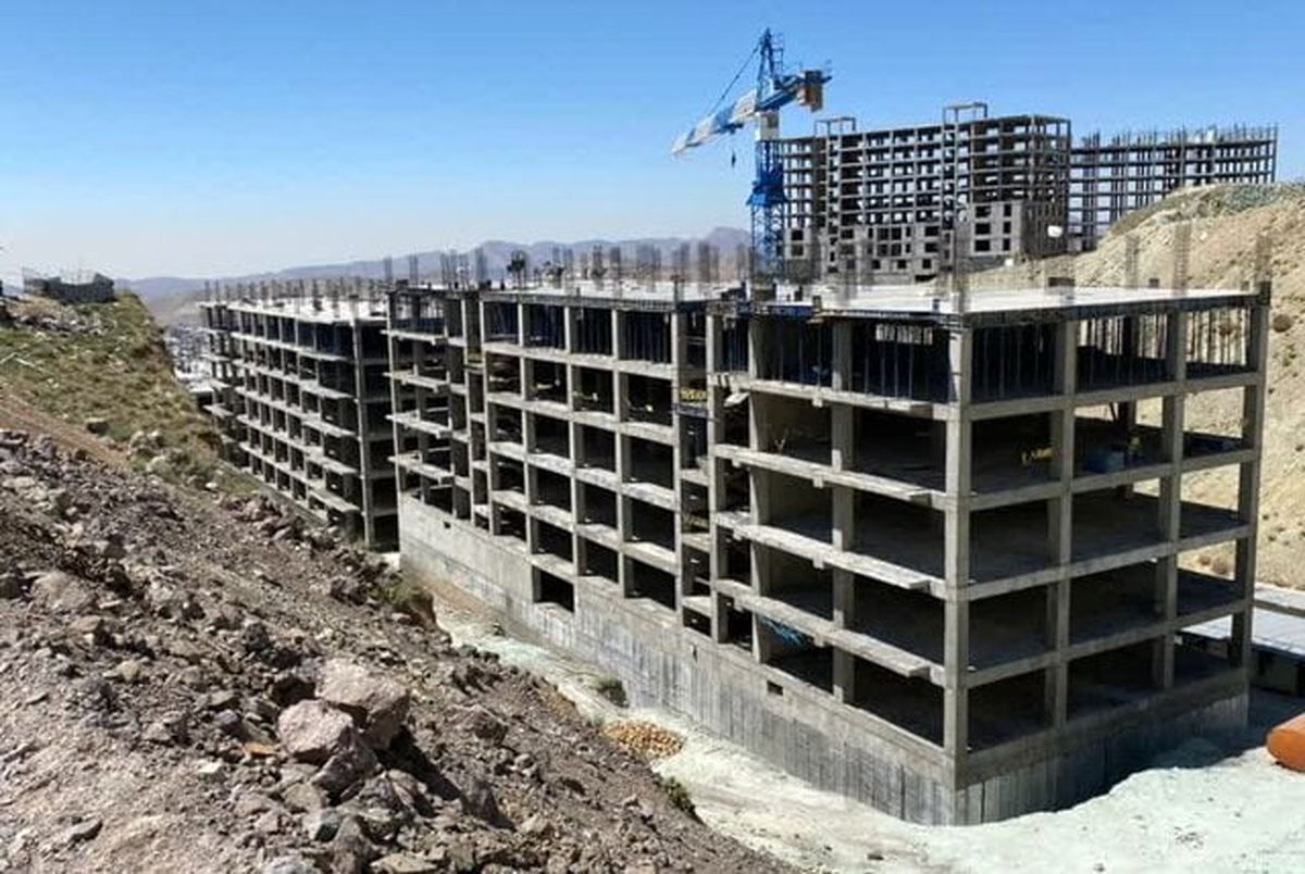 زمین های مسکونی بالای ۵۰ میلیارد مشمول مالیات شدند