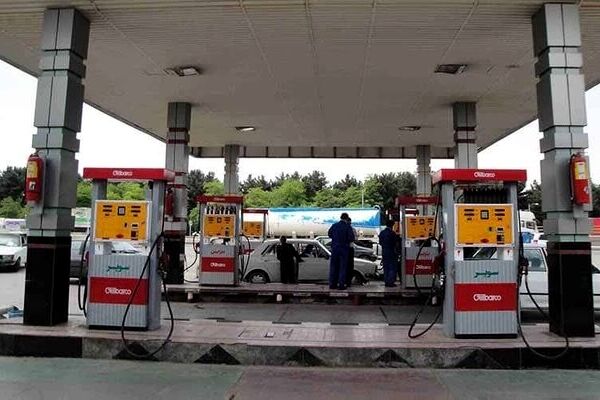 سوخت رسانی در سراسر کشور بدون مشکل در حال انجام است