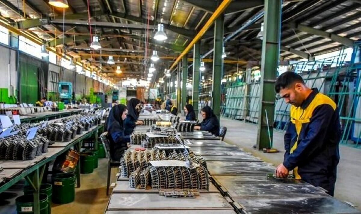 چگونه بفهمیم سختی کار داریم؟/ شرایط بازنشستگی برای زنان و مردان را ببینید
