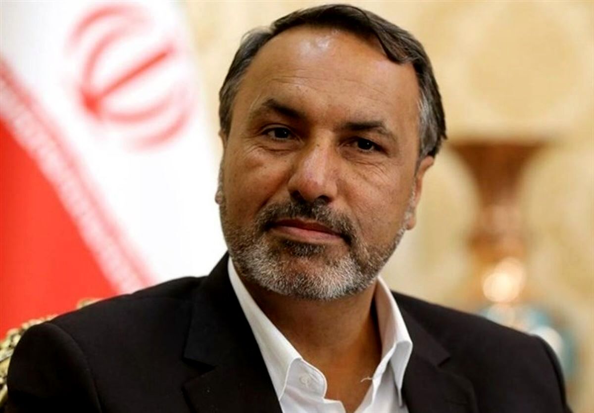 این افراد زمین ۴۰۰متری می‌گیرند