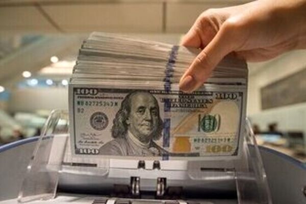 شوک شدید ترامپ به دلار؛  سقوط تاریخی دلار رقم خورد