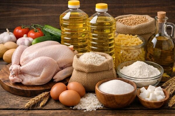 واردات کالا‌های اساسی تا پایان شهریور آزاد شد