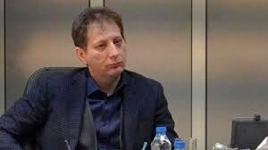 بابک زنجانی با پول هایی که از بیت المال دزدیده در حال تجارت است