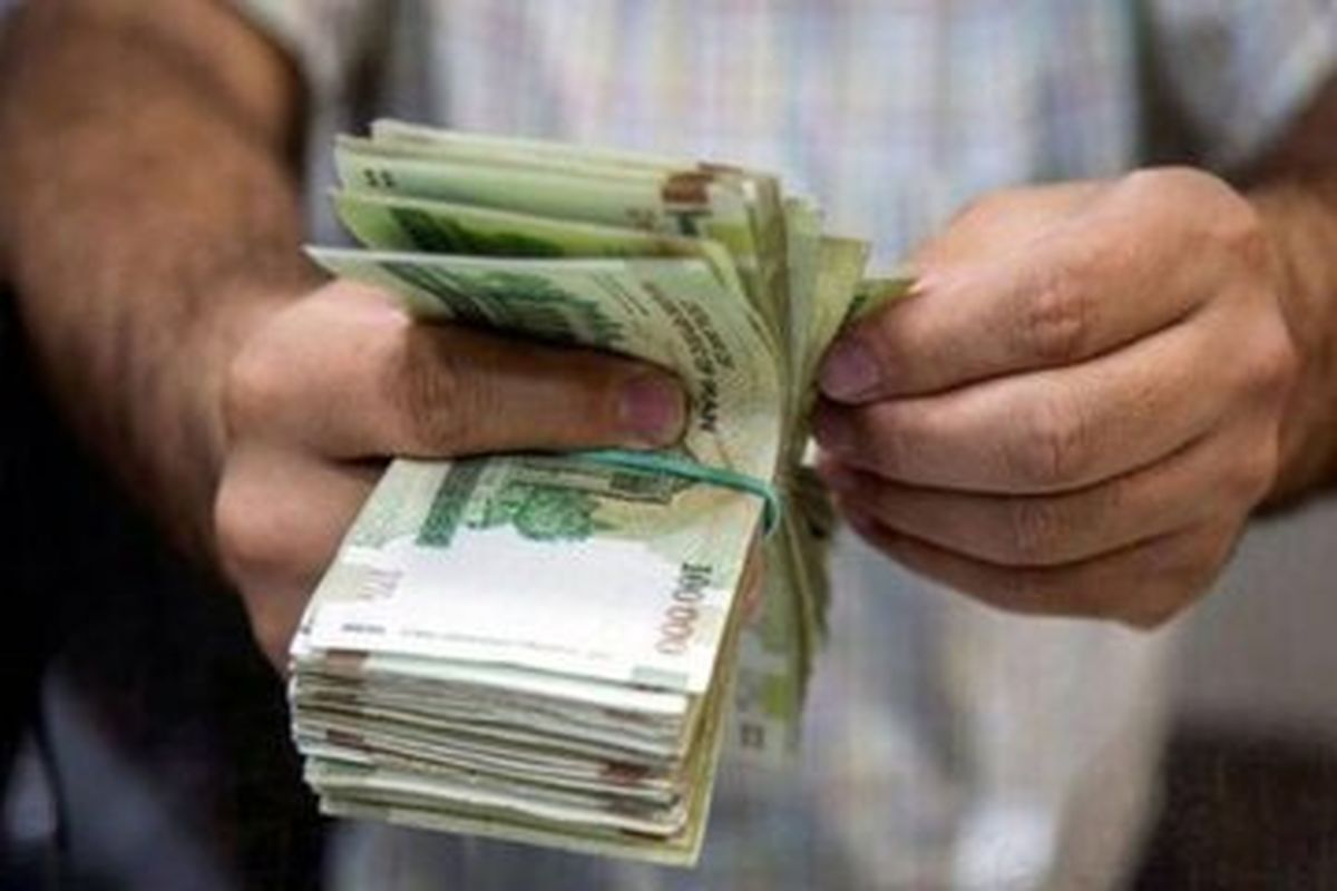 کف دستمزد ۲۰ میلیون تومان می‌شود؟